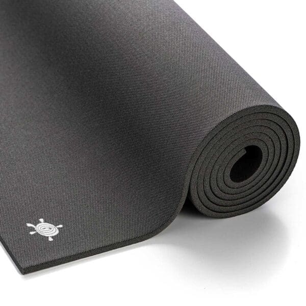 kurma yoga maatte black grip roll